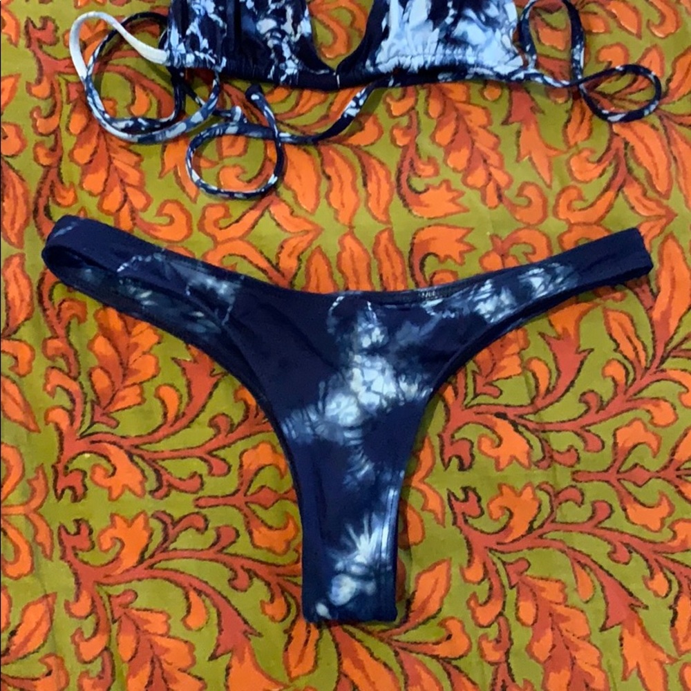 Frankies BikinisXSophia Richie Blue Tie Dye Small